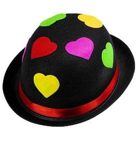 -SOMBRERO BOMBÍN CORAZONES