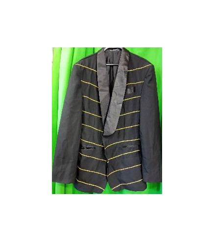-CHAQUETA NEGRA CON CORDONES DORADOS 42