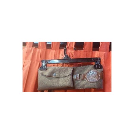 -CINTO MEDIEVAL MARRÓN CON CARTERA T-M