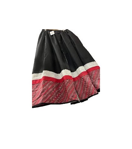 -FALDA REGIONAL NEGRA 18