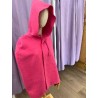 CAPA POLAR CON CAPUCHA ROSA  M