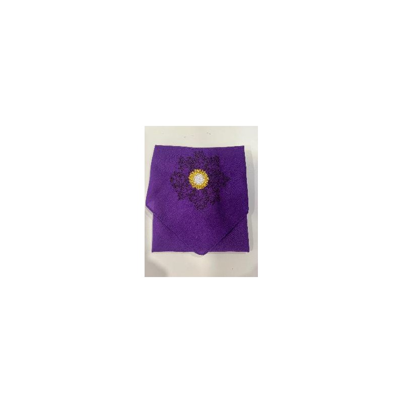 -PAÑUELO REGIONAL MORADO EGUZKILORE