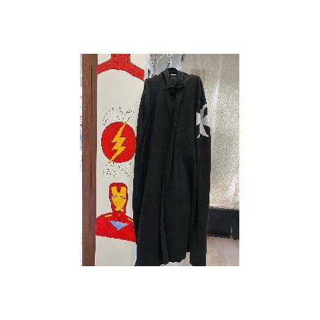 -CAPA CAPUCHA POLAR NEGRA CON CRUZ DE MALTA 3XL