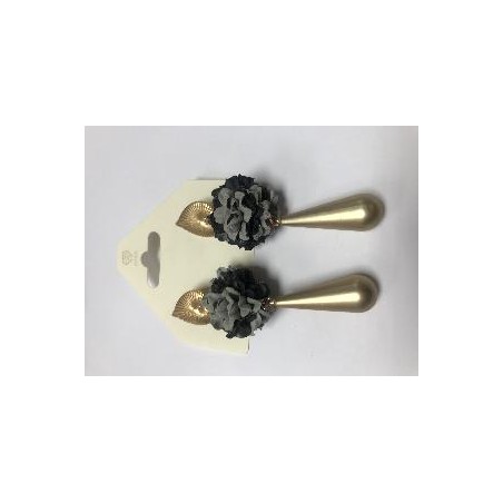 PENDIENTE LAGRIMA DORADA Y FLOR NEGRA