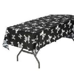 -MANTEL NEGRO CON CALAVERAS 137 X 274 CM