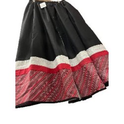 -FALDA REGIONAL NEGRA 18