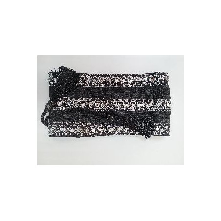 FAJIN NEGRO CON PASAMANERÍA DE ONDAS PLATEADAS