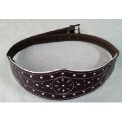 -CINTURON PETO TERNERA PICADO CUERO